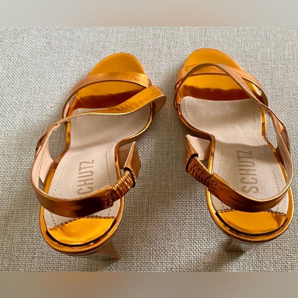 SCHUTZ
Kelly Specchio Leather Sandal - Picture 7 of 8